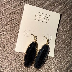 14th & Union Black and Gold Oval Earrings